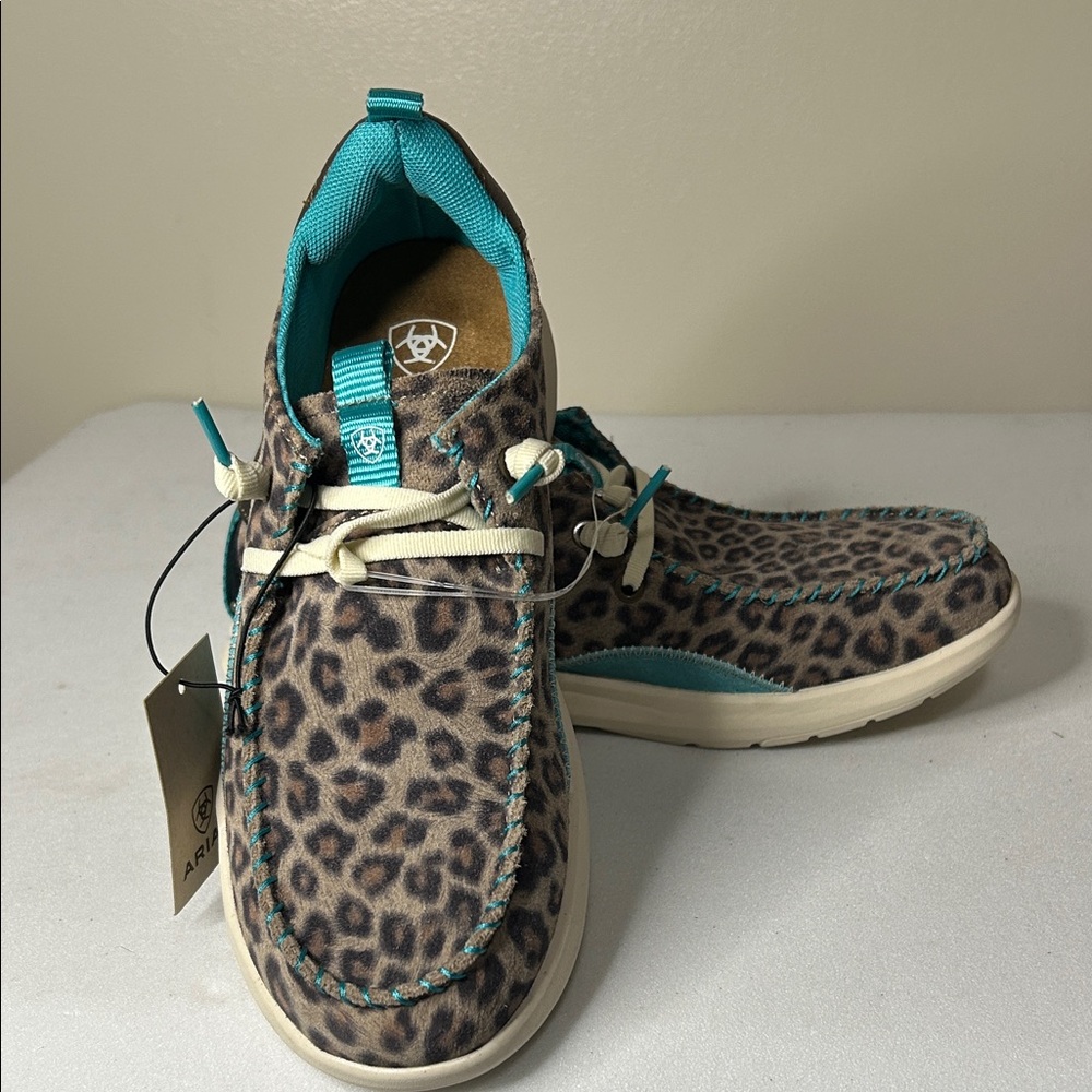 Ariat Hilo Studs Neutral Leopard Sneakers with Teal Accents size 6 1/2 - Picture 3 of 7